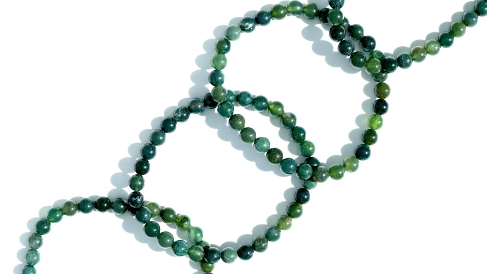 mosagaat armband met 6 mm kralen